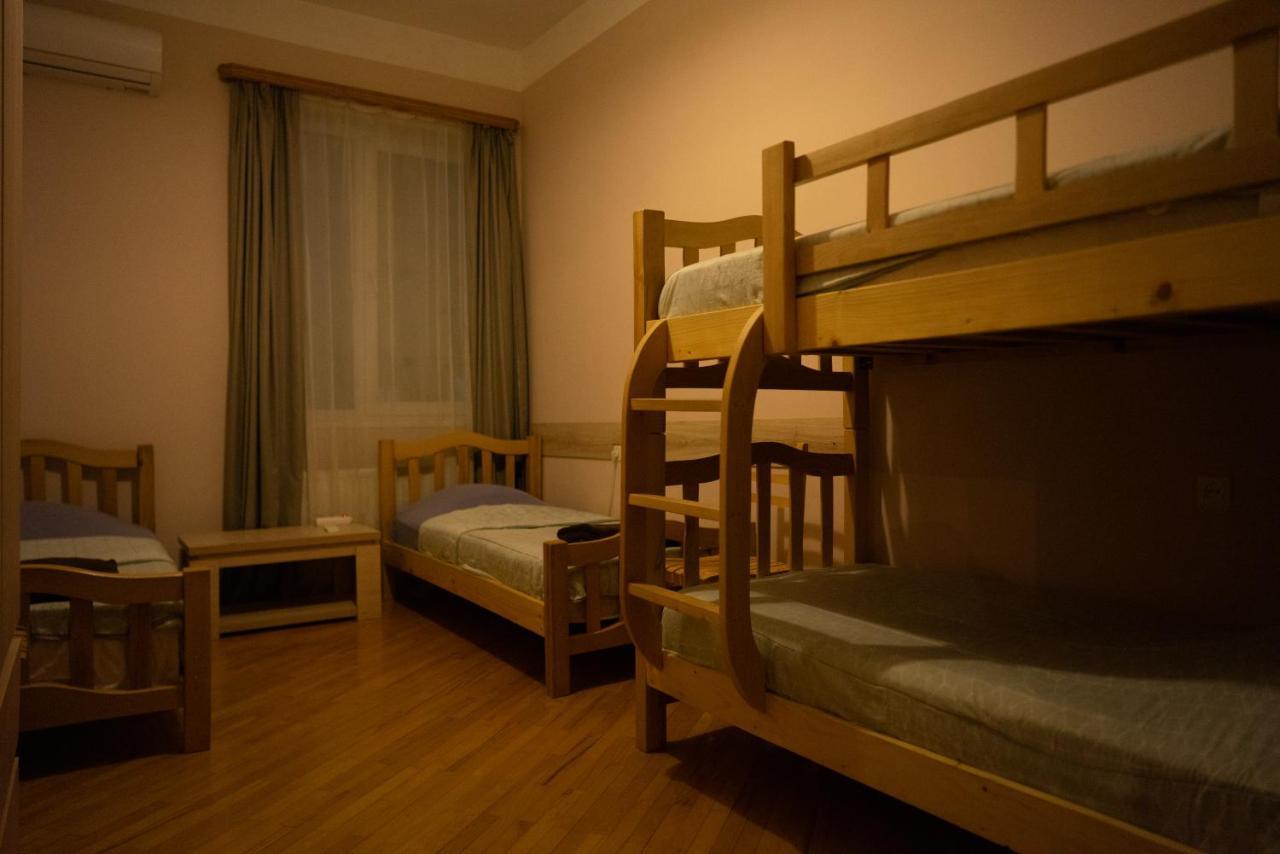 Guesthouse Hillside Tbilisi Exterior foto