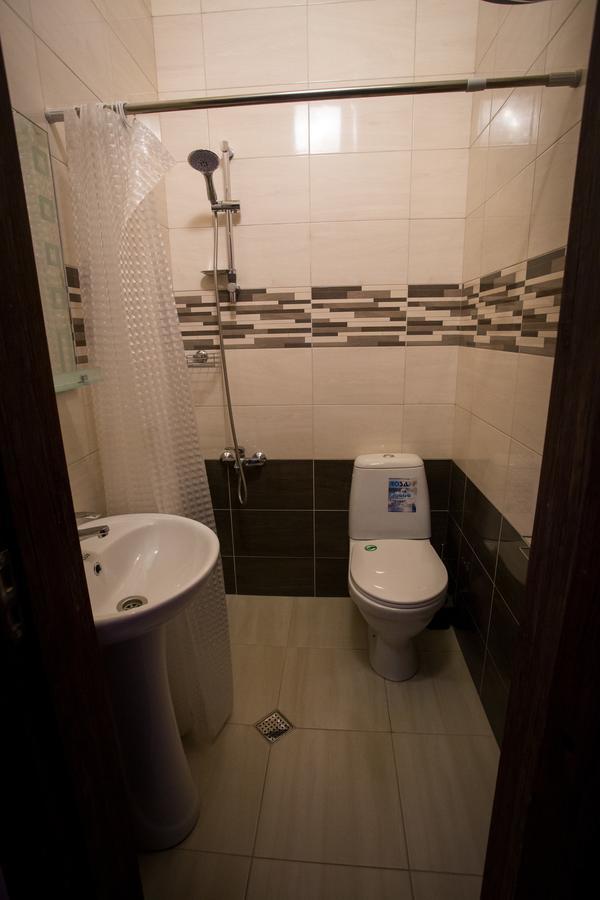 Guesthouse Hillside Tbilisi Exterior foto